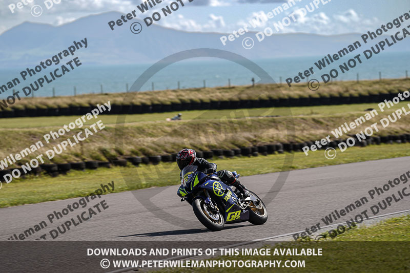 anglesey no limits trackday;anglesey photographs;anglesey trackday photographs;enduro digital images;event digital images;eventdigitalimages;no limits trackdays;peter wileman photography;racing digital images;trac mon;trackday digital images;trackday photos;ty croes